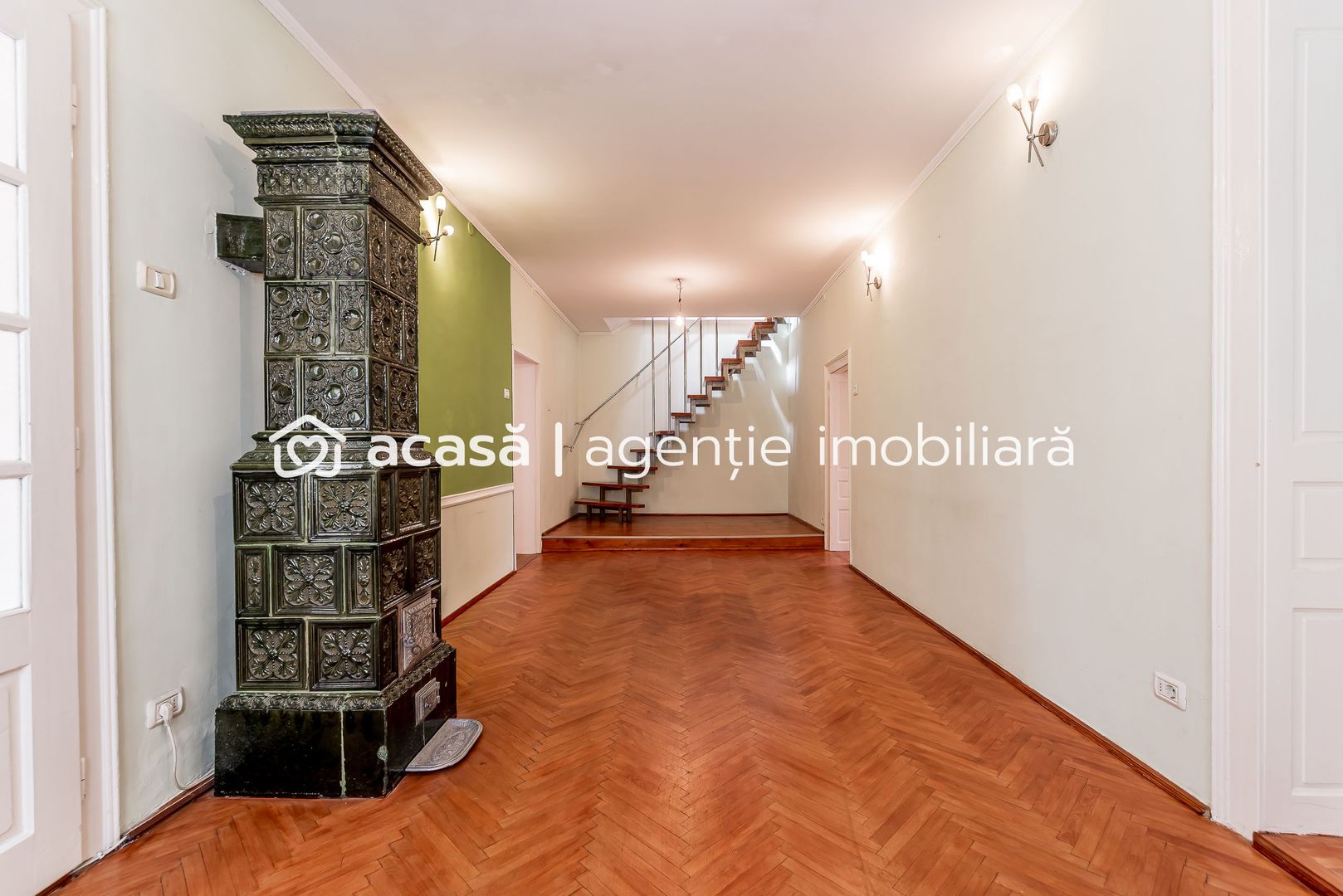 Casa 5 camere - Cartierul Functionarilor - Teren 421 mp - COMISION 0 - Poză 6