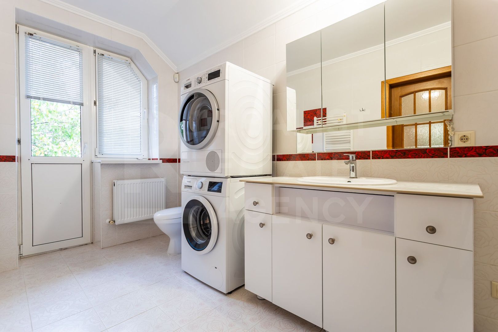 Chirie, casă, 3 camere, strada Sergiu Radautanu Codru - Poză 11