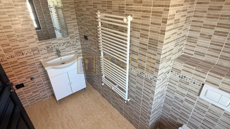 Mosnita Noua-Castel Royal| 2 camere| stil bavarez din lemn si piatra naturala - Poză 12