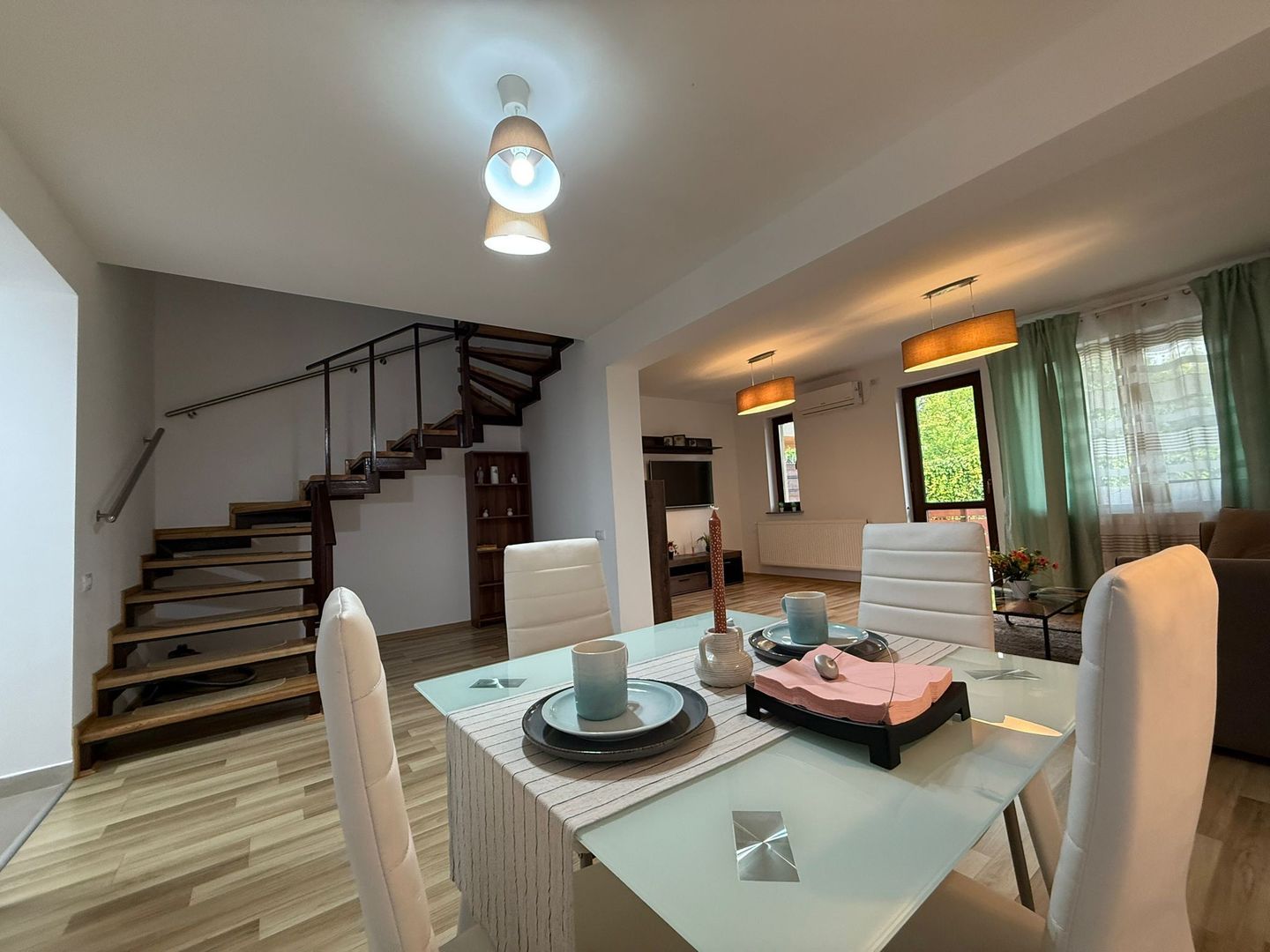 Casa de inchiriat 3 camere | BUCIUM | langa padure - Poză 5