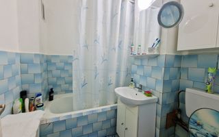 Apartament cu 2 camere decomandate zona Mall - Poză 6