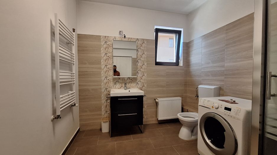 Duplex 4 cam 3 bai parcare&curte Prelungirea Ghence str. Maracineni - Poză 10