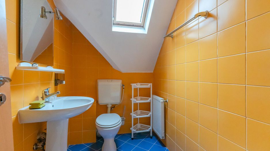 Casa individuala in Dambul Morii cu vedere spre Piatra Mare - Poză 12