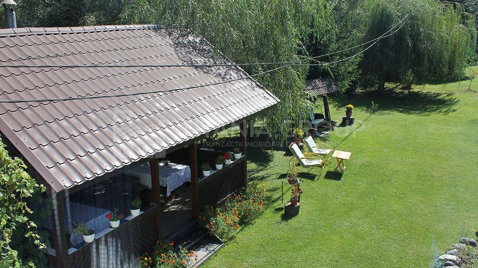 Pensiune, vilă și cafenea în Bran - Business funcțional, teren 2200 mp - Poză 23