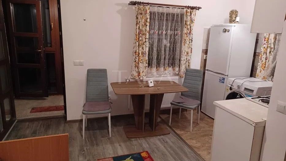 Vand apartament cu 2 camere in Floresti. - Poză 2