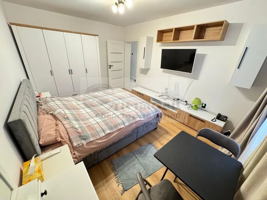 Ap 3 camere, renovat PREMIUM, 2 terase + 2 locuri de parcare- Podu Ros - Poză 1