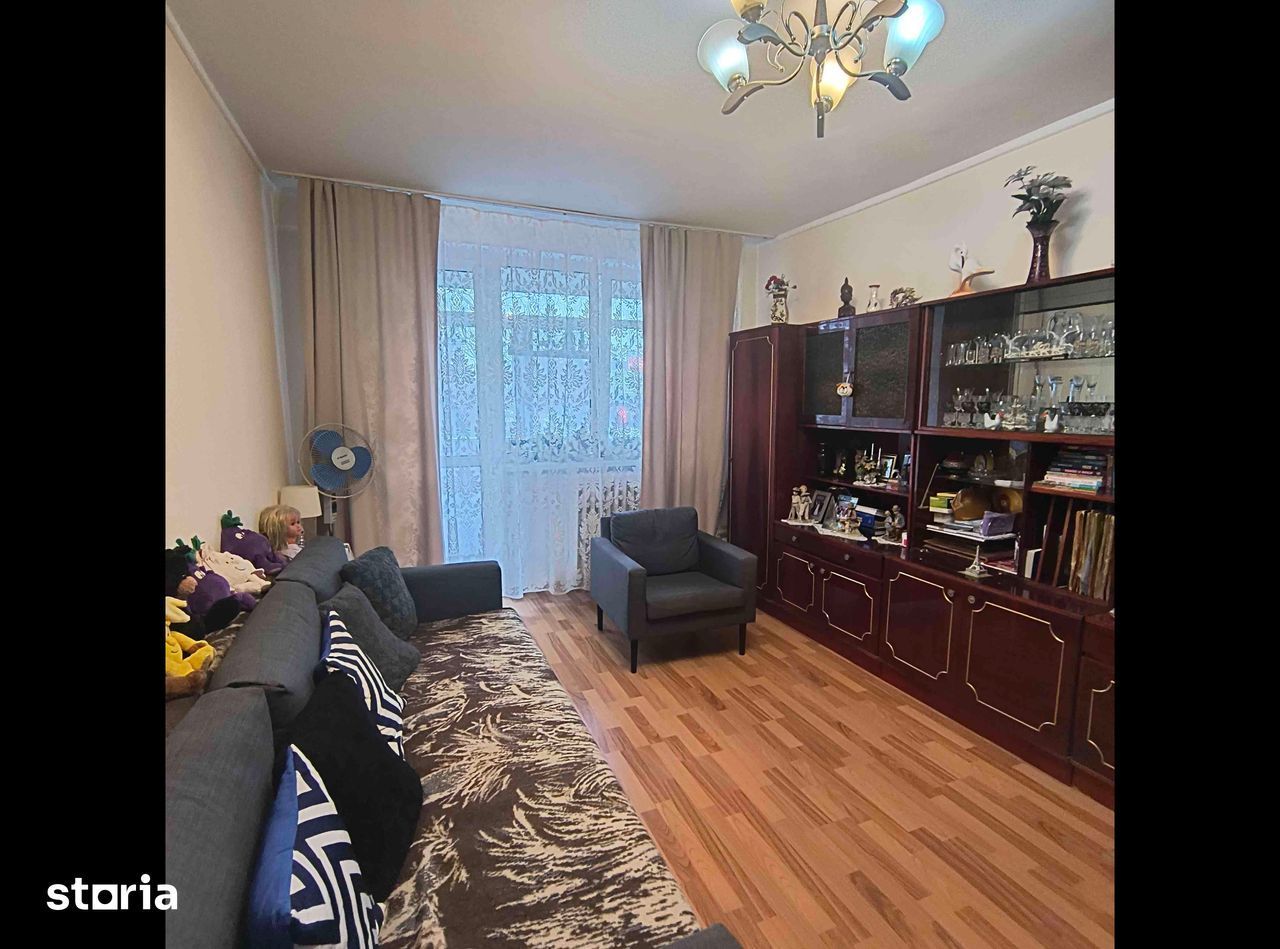 Apartament 3 camere Drumul Taberei - Poză 2