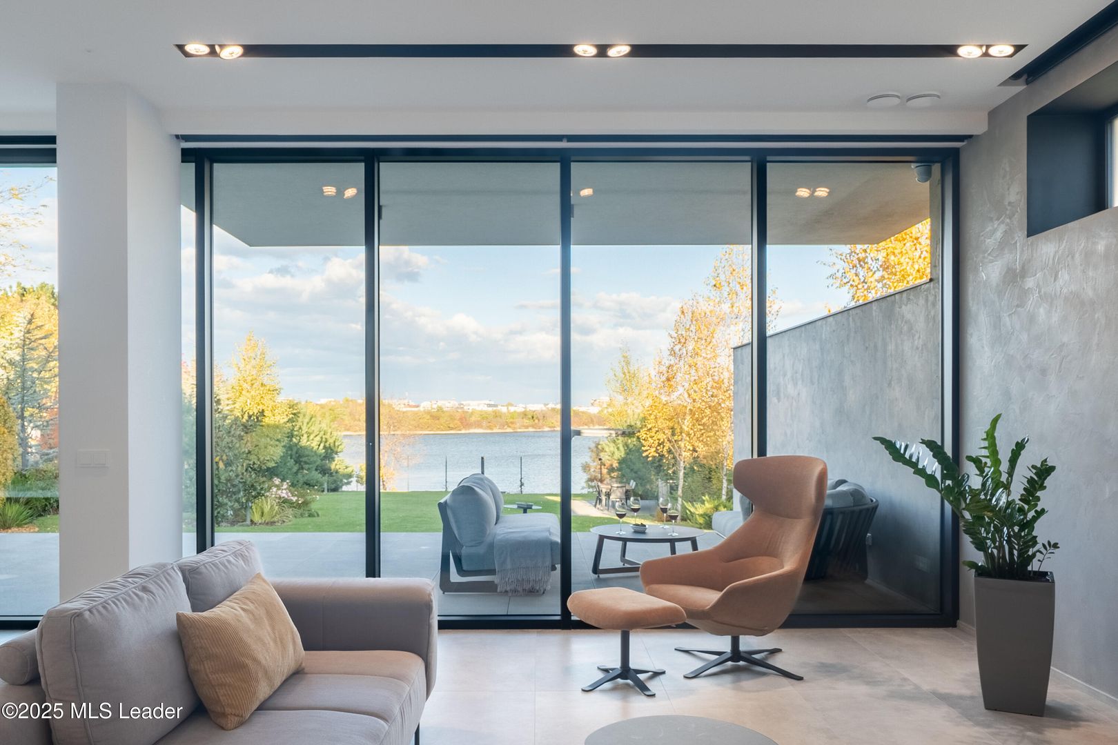 Smart-Home nZEB spectaculoasa Bucuresti Sector1 cu deschidere lac - Poză 15