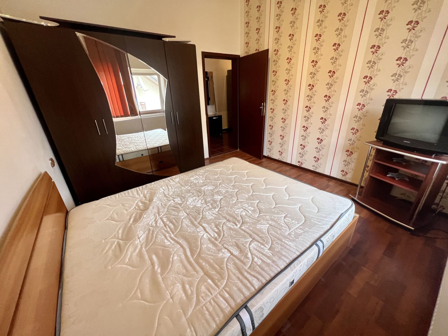 APARTAMENT 2 CAMERE- IN APROPIERE DE SHOPPING CITY - Poză 7