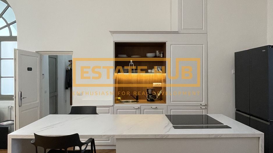 Apartament spectaculos de 125 mp in centrul istoric pe Str. Eroilor - Poză 8