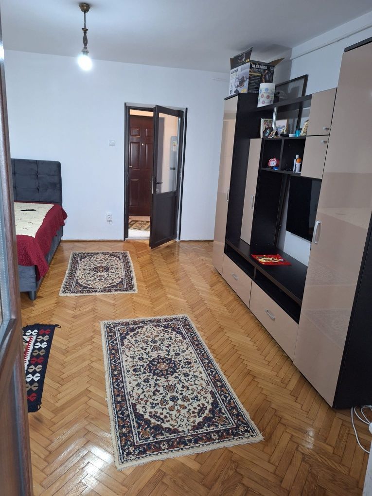 De vanzare garsoniera  Drumul taberei - Poză 1