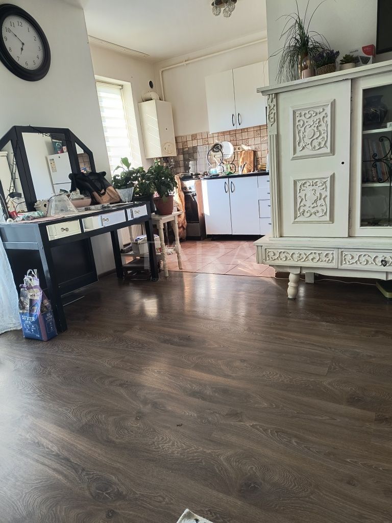 Apartament cu 1 cameră, 39 mp,  balcon închis, Florești. - Poză 1