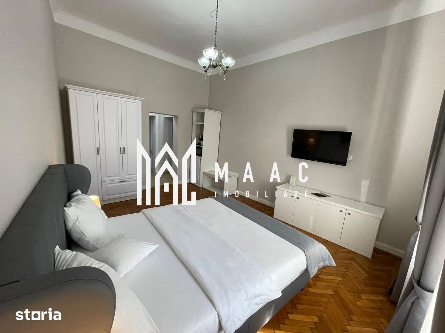 Casă de vânzare Sibiu | Central | 236 mp | 6 băi - Poză 4