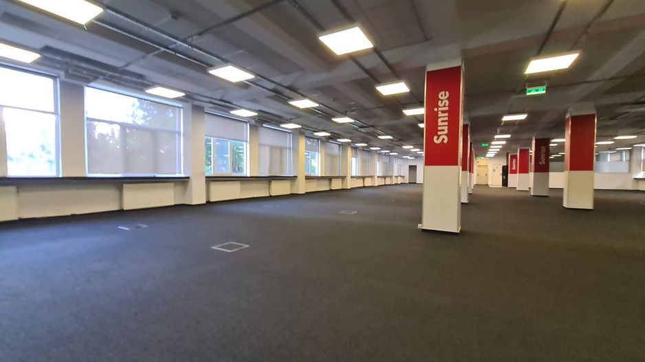 Cladire de birouri 3000 mp - Poză 1