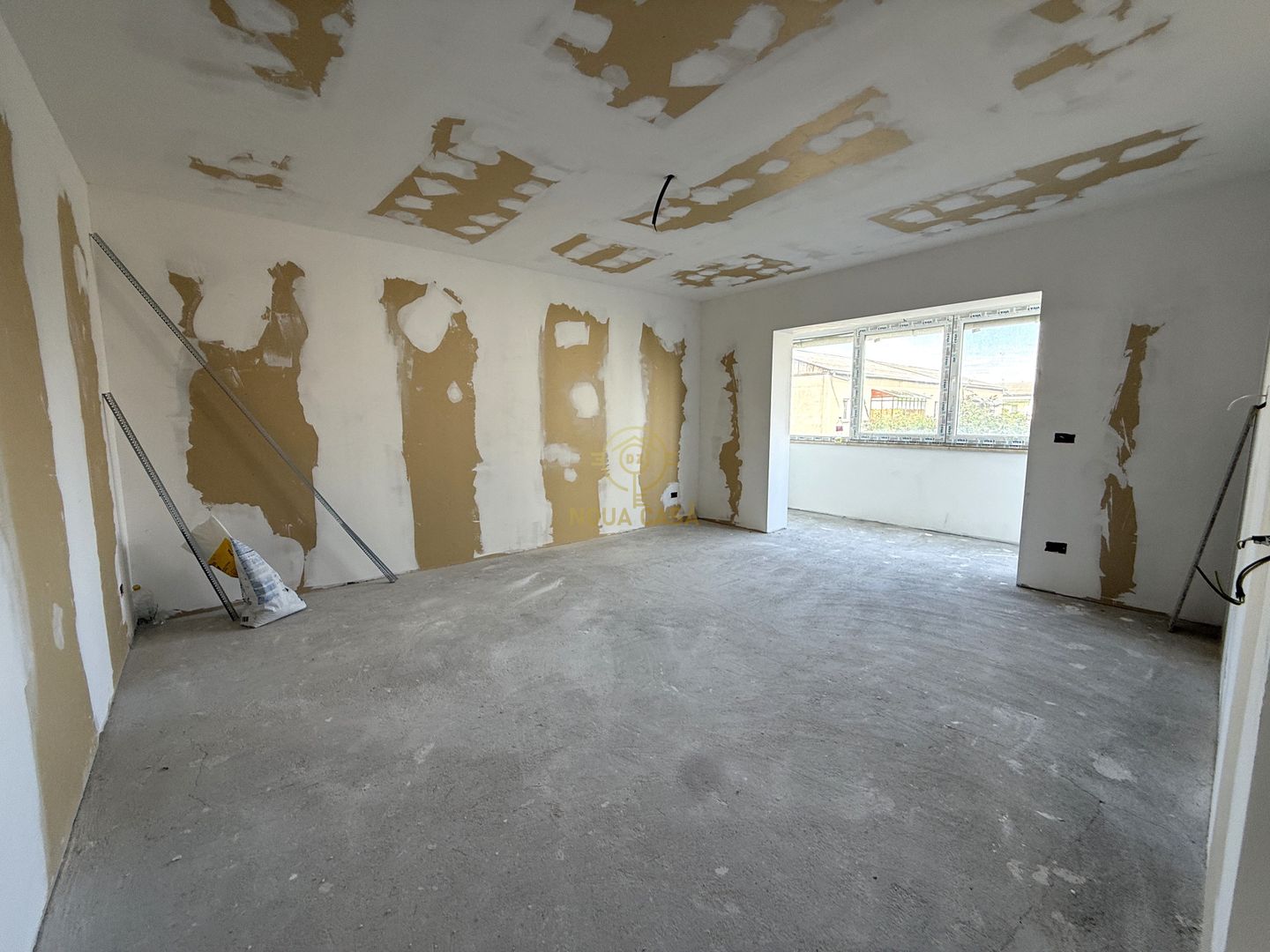 De vanzare Apartament 3 camere Gellert Sandor 71MP/Dubla Orientare - Poză 3