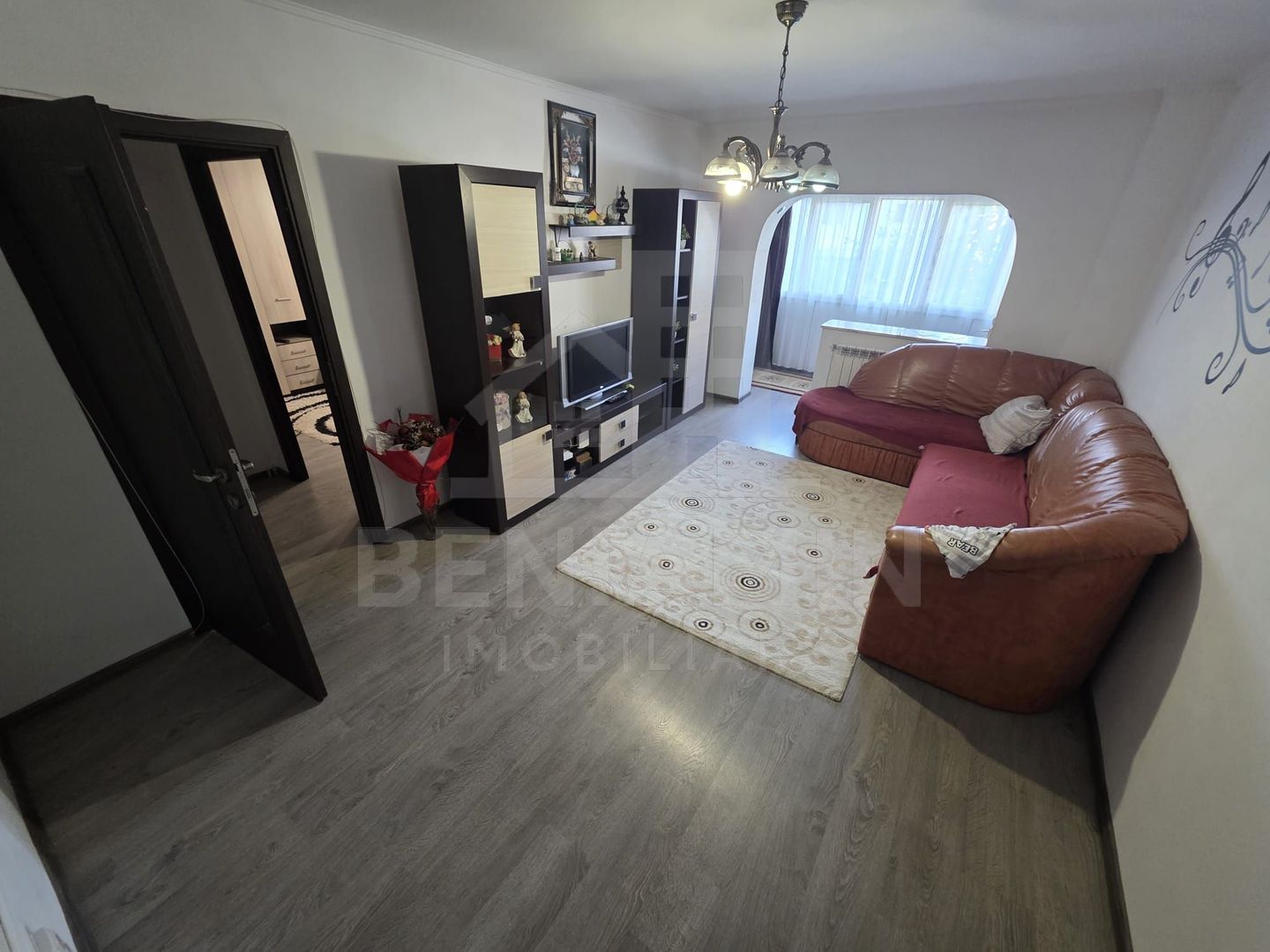 2 camere - etaj 2 - 55mp - centrala termica - investitie - Craiovita - Poză 1