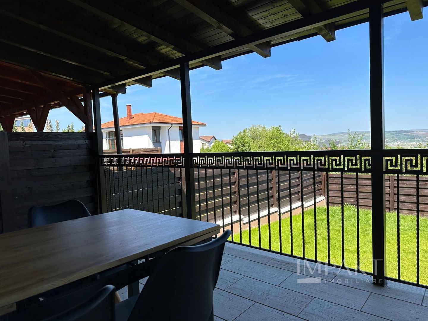 Vila deosebita spre inchiriere in Dezmir! - Poză 19