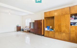 Casă P+E+M în zona Mehala pe arteră principală - Poză 4