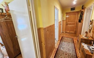 Apartament 3 camere, 2 bai, etaj 2, Cetate, zona Scolii Mihai Eminescu - Poză 11