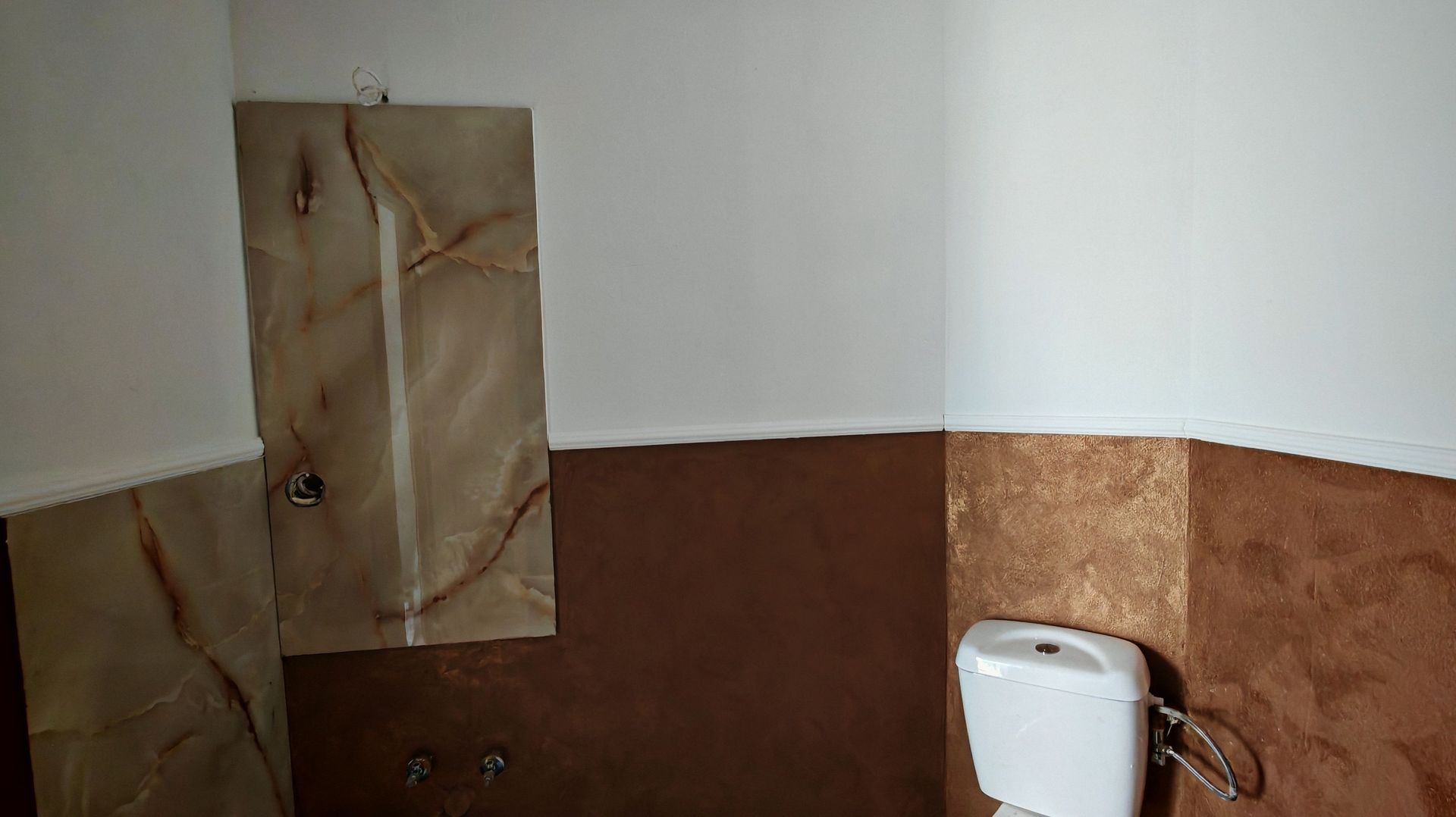 Corp de casa P+M 4 camere , ASTRA - Carpatilor -LIDL- ,curte comuna. - Poză 32