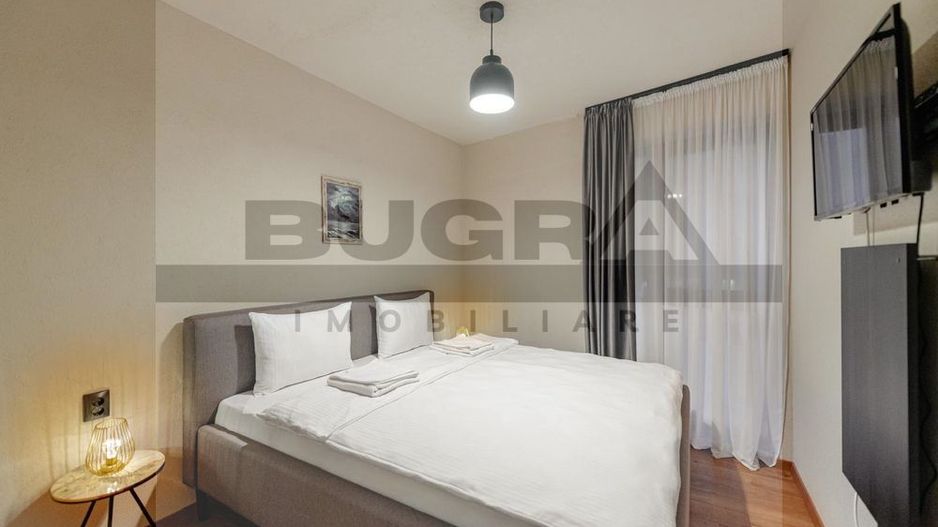 Apartament de 2 camere, 45mp, parcare, LUX, zona Centrala - Poză 2