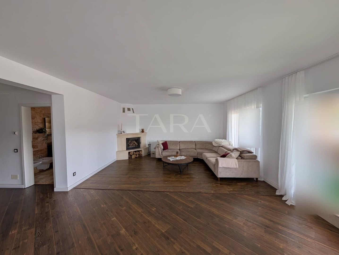 „Penthouse deosebit de vânzare în Florești, zona Panemar. - Poză 9