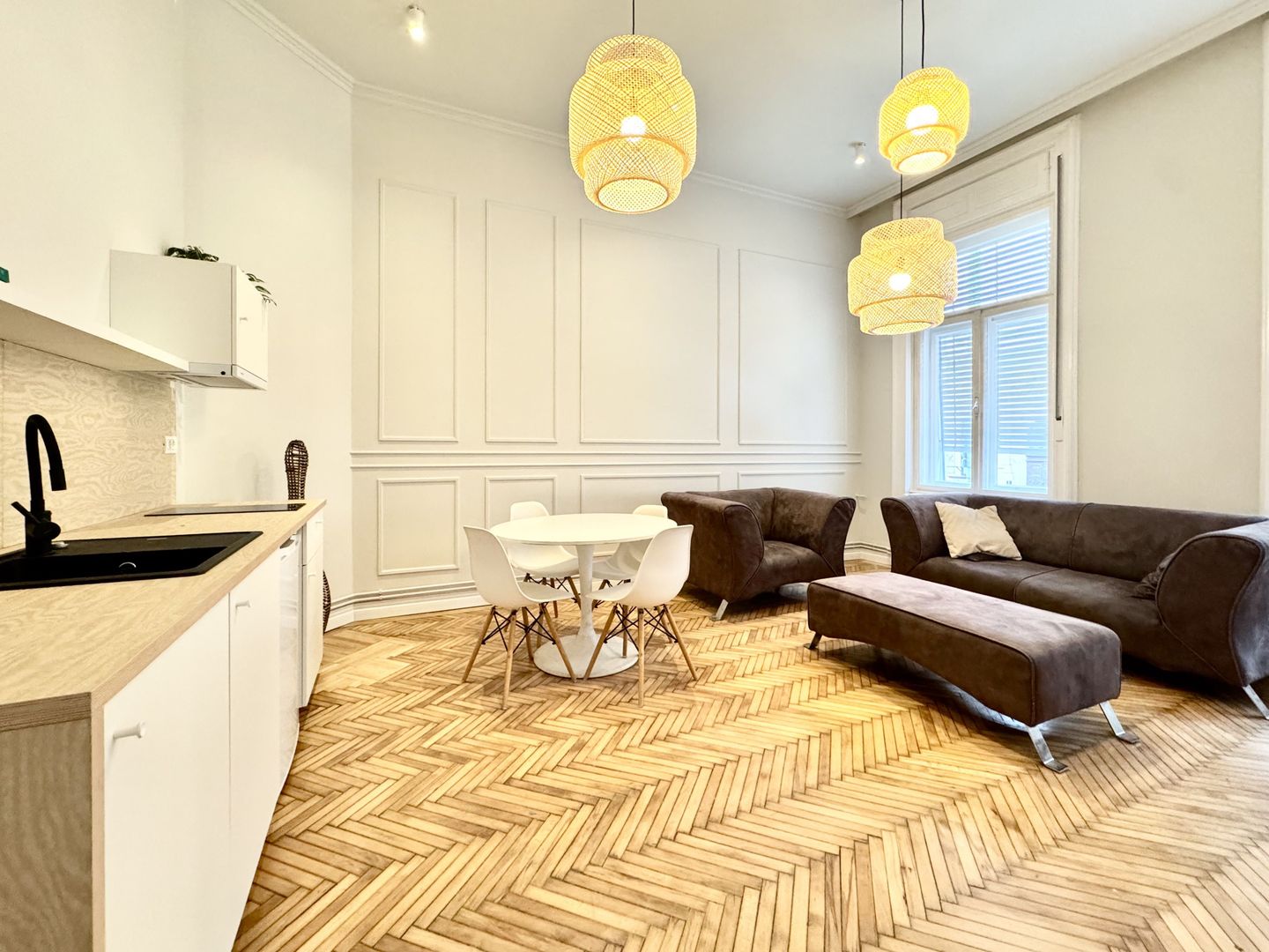 Apartament elegant si vibrant, prima inchirere,  Central - P-ta Maria - Poză 1