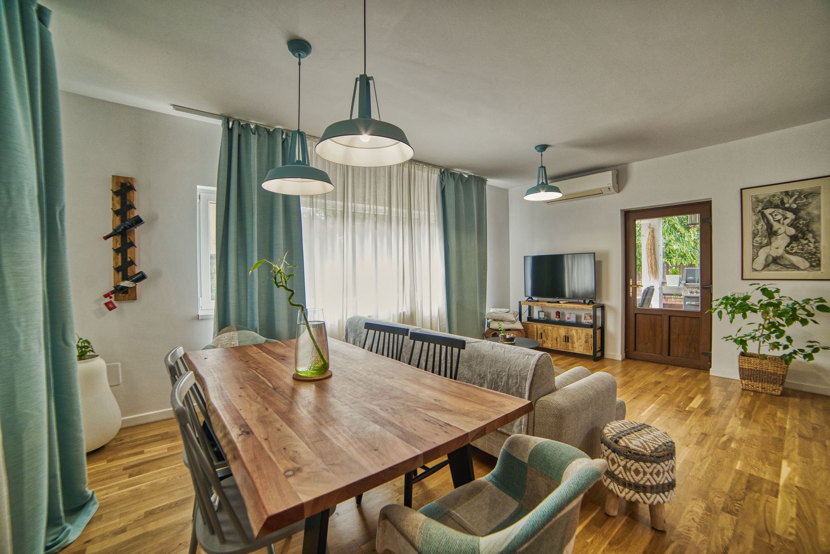 Casa complet mobilata 5 camere 3 bai curte generoasa - Poză 14