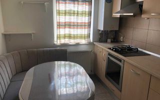 3 camere decomandat, centrala proprie, parcare, etaj 1 - Poză 7