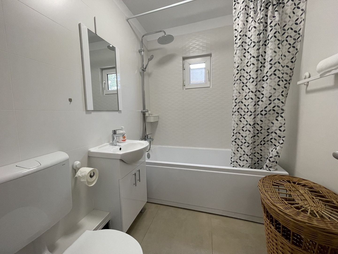 BERCENI | Aparatorii Patriei | Chirie 2 Camere Renovat + Metrou - Poză 8