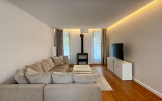 Vila 5 camere Pipera | 2 parcari | gradina - Poză 3