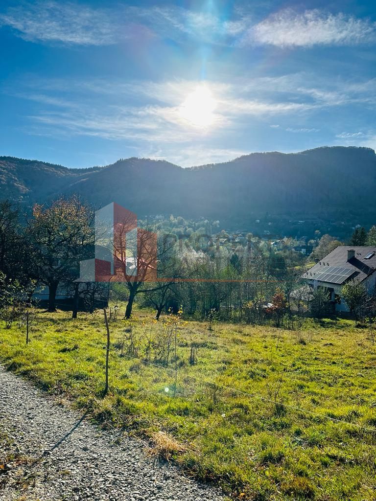 Teren Bran / Predelut cu priveliste 1840mp - Poză 22