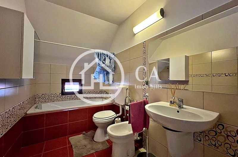 Casă de închiriat cu 5 camere în Cartierul Tineretului, Oradea - Poză 11