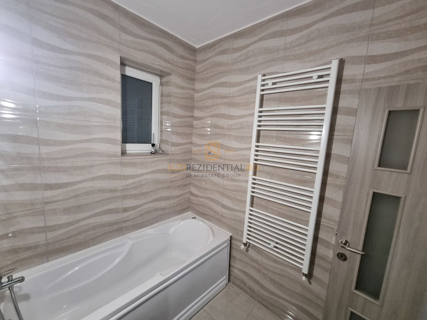 Apartament 3 camere, decomandat, Sector 4, Comision 0% - Poză 4