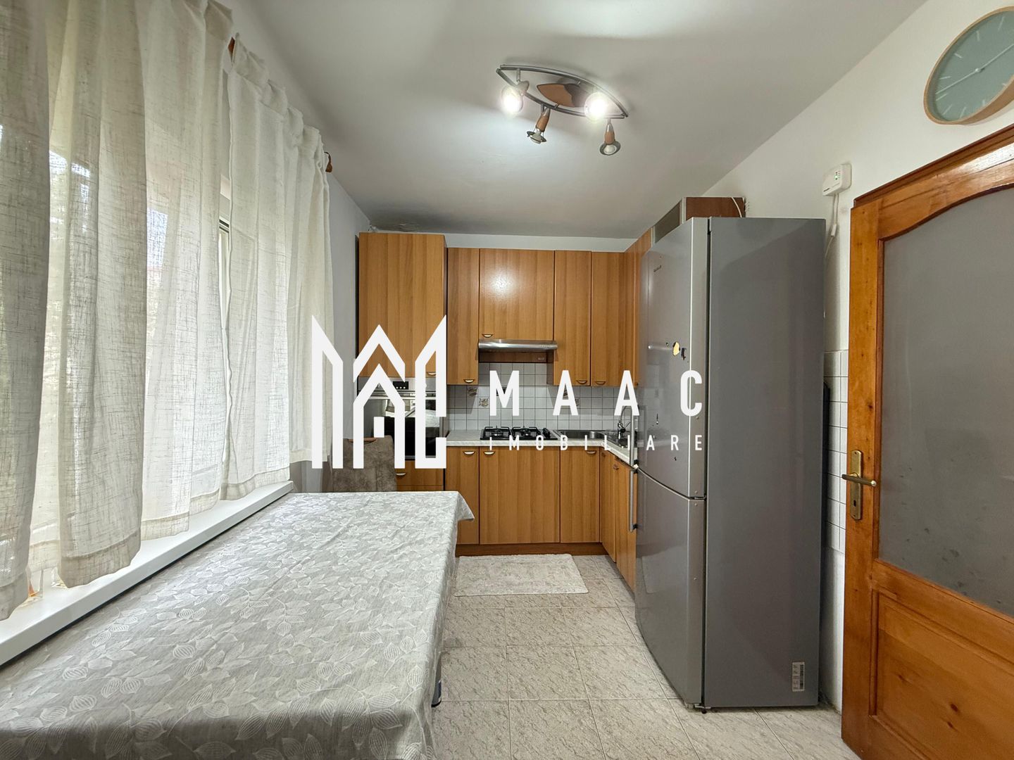 Apartament 3 camere | 2 bai | Renovat | Balcon | V. Aurie - Poză 14