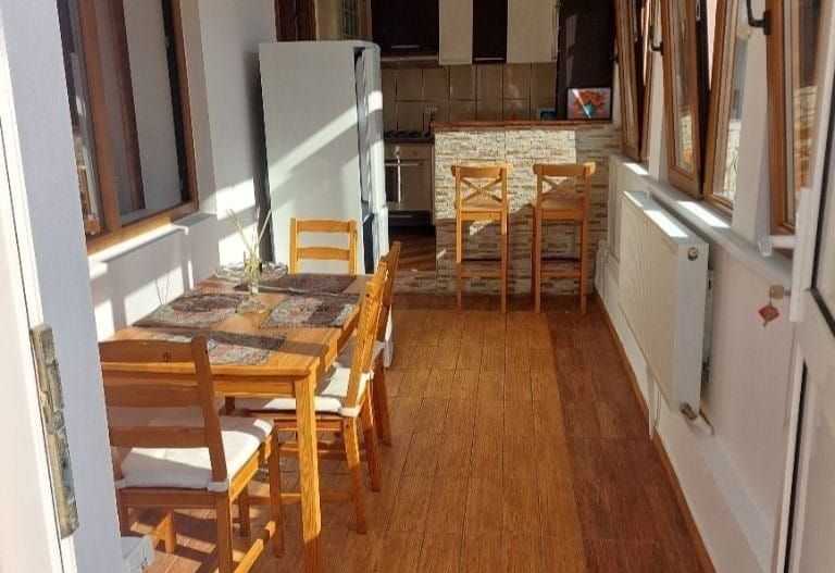 De inchiriat studio la casa, zona centrala Brasov, Schei - Poză 7