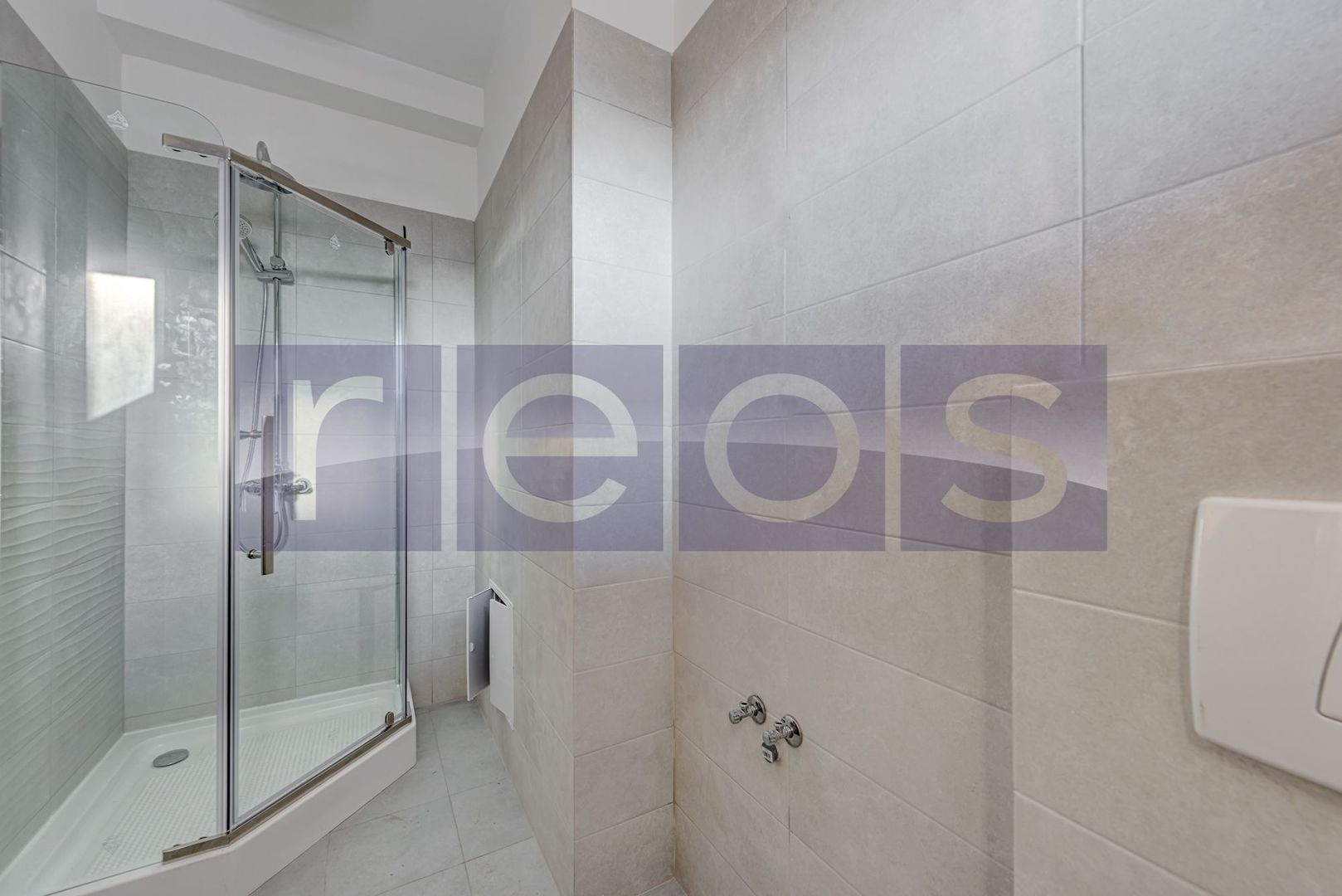 VANZARE VILA 7 CAMERE + GARAJ | 217 MP | TERASA 65 MP | ZONA BANEASA - HERASTRAU - Poză 8
