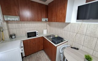 Apartament 1 camera decomandat cu centrala proprie, lift - Poză 5