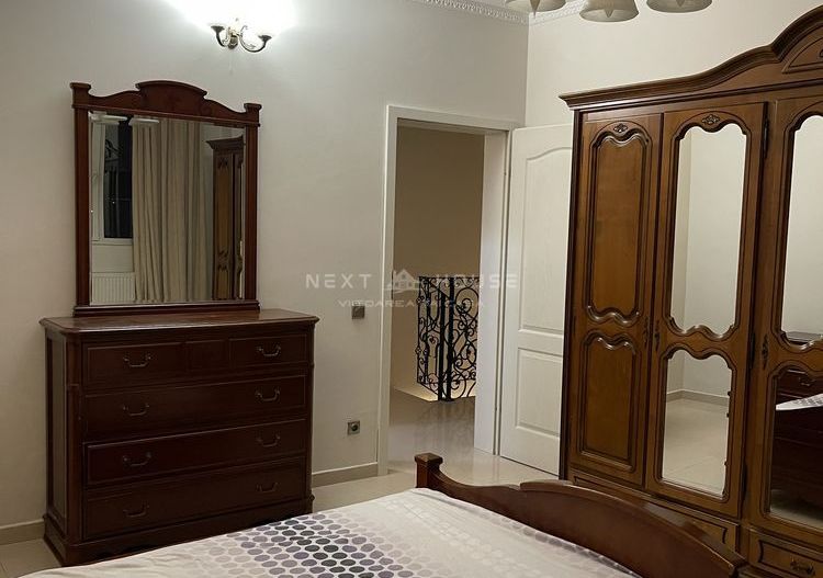 Apartament duplex Ghencea - Raul Doamnei-Parcare - Poză 2