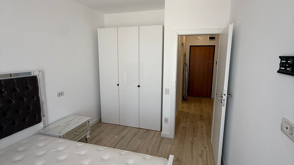 Torontal Apartament Decomandat, Loc Parcare la Subsol, Complet Mobilat - Poză 7
