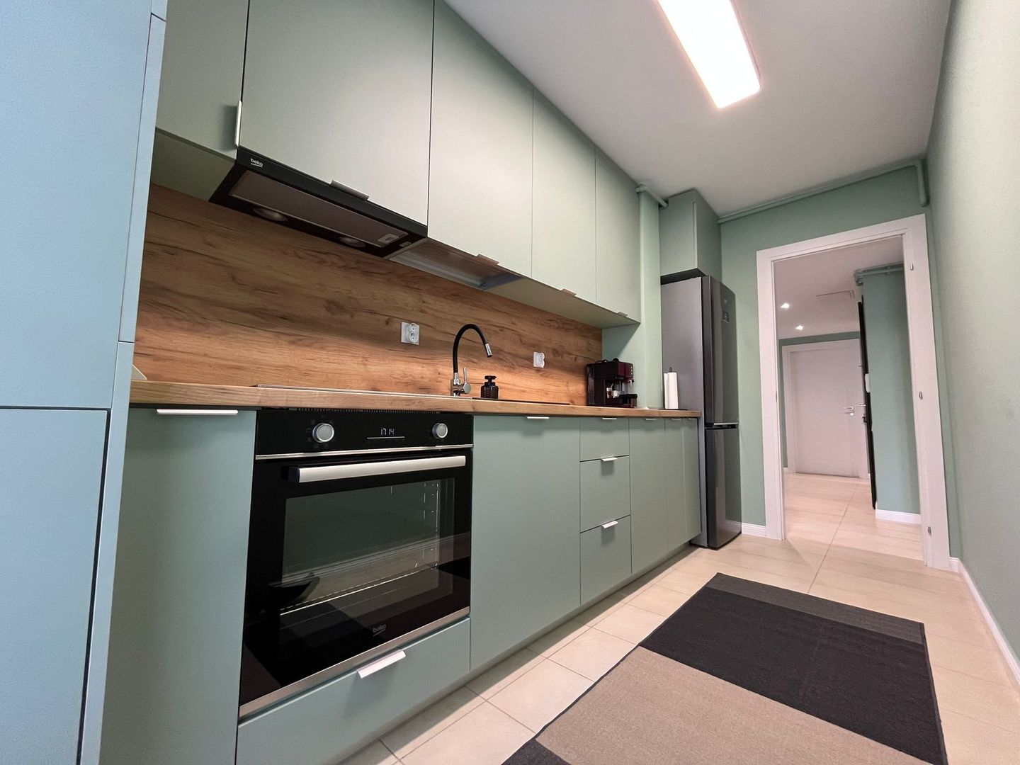 COSMOPOLIS - Apartament cu 4 camere, mobilat si utilat. - Poză 8