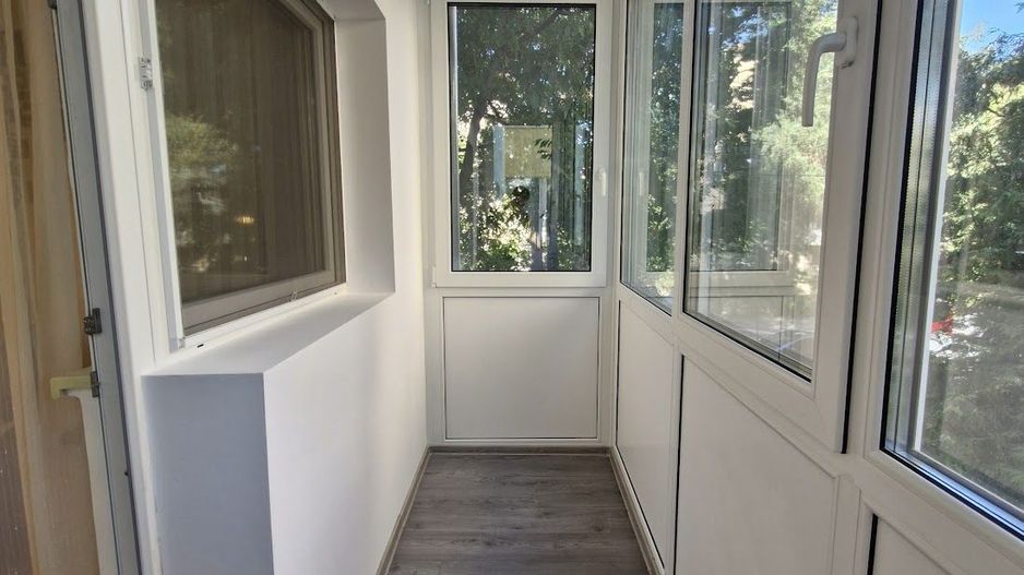 Apartament 3 camere  renovat in zona Lipovei - Poză 21