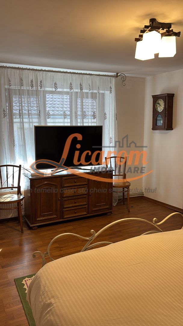 Proprietate saseasca cu 2 corpuri de casa, Comuna Vulcan,Brasov. - Poză 10