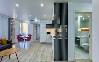 Apartament cu 3 camere de închiriat în zona Centrală - Poză 12