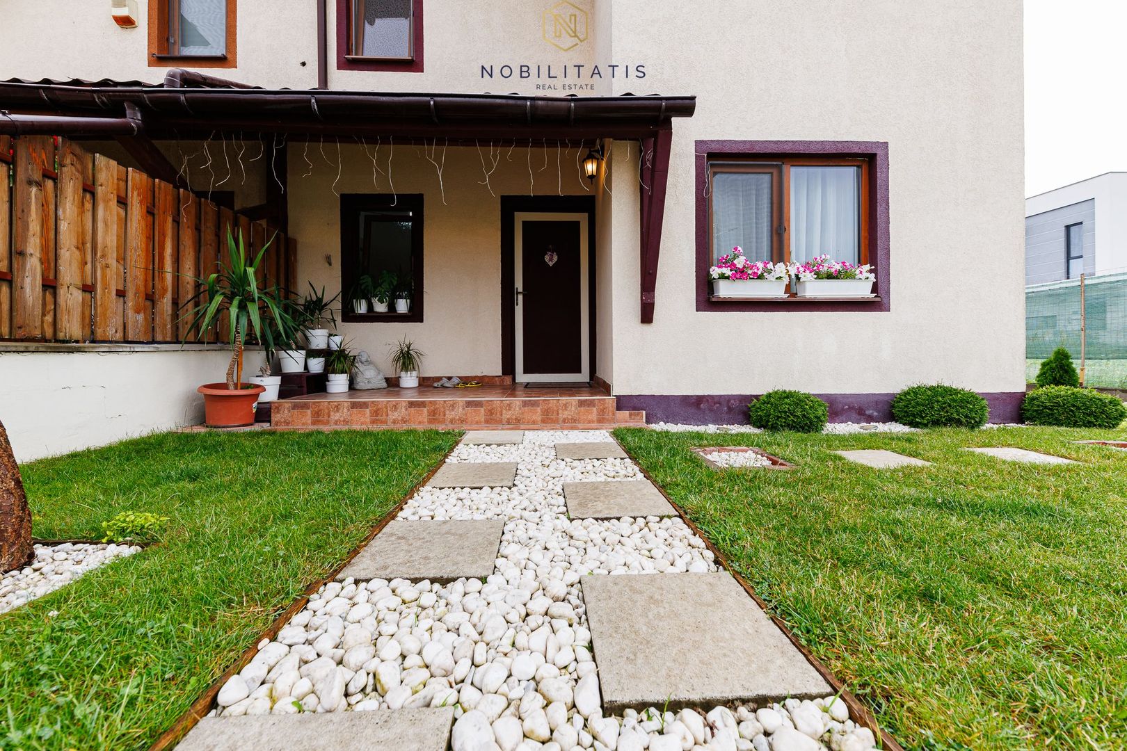 Cartierul Europa - Casa frumoasa, super spatioasa cu 5 camere | Com 0% - Poză 9