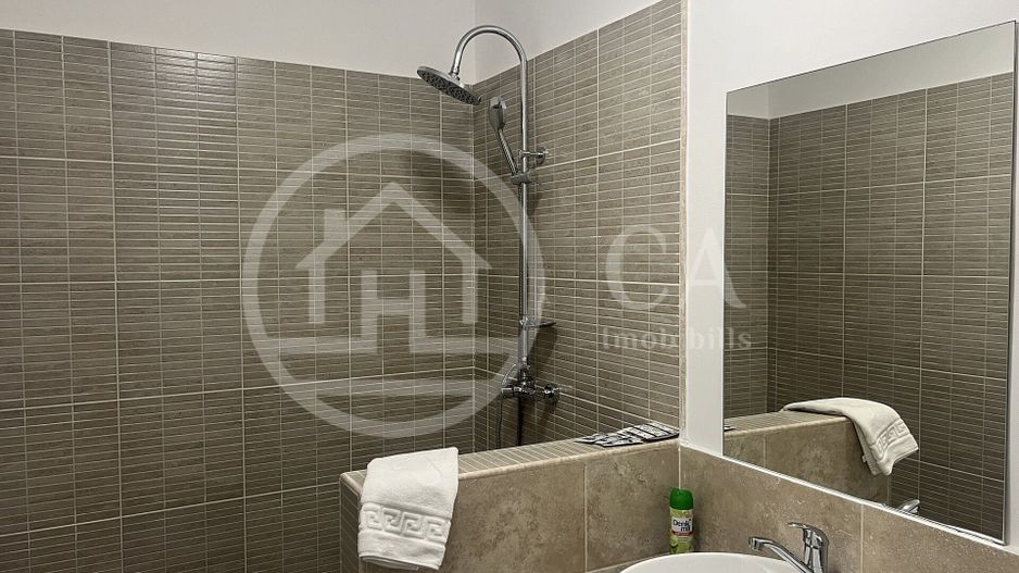 Apartament cu 3 camere de inchiriat ultracentral Oradea - Poză 10