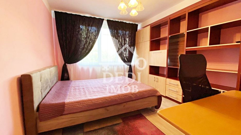 Apartament 3 camere de inchiriat in zona Rogerius, Oradea - Poză 4