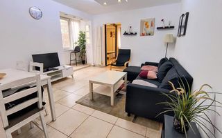 Pta Romana- Magheru KFC - Poză 1