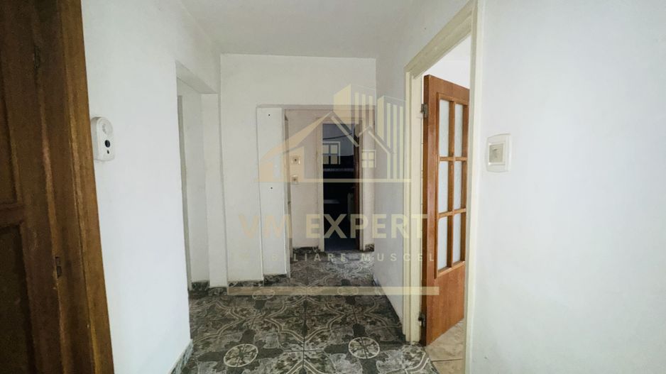 APARTAMENT 3 CAMERE ETAJ 3 CENTRU CAMPULUNG - Poză 16