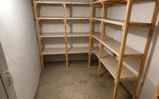 Proprietate cu două locuințe, garaj încălzit, foișor, 600 mp in Ernei - Poză 19